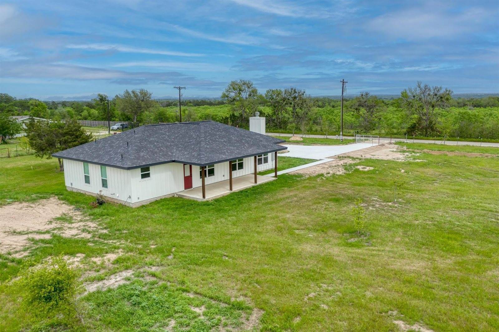 2855 Dale Ln, Dale, TX 78616