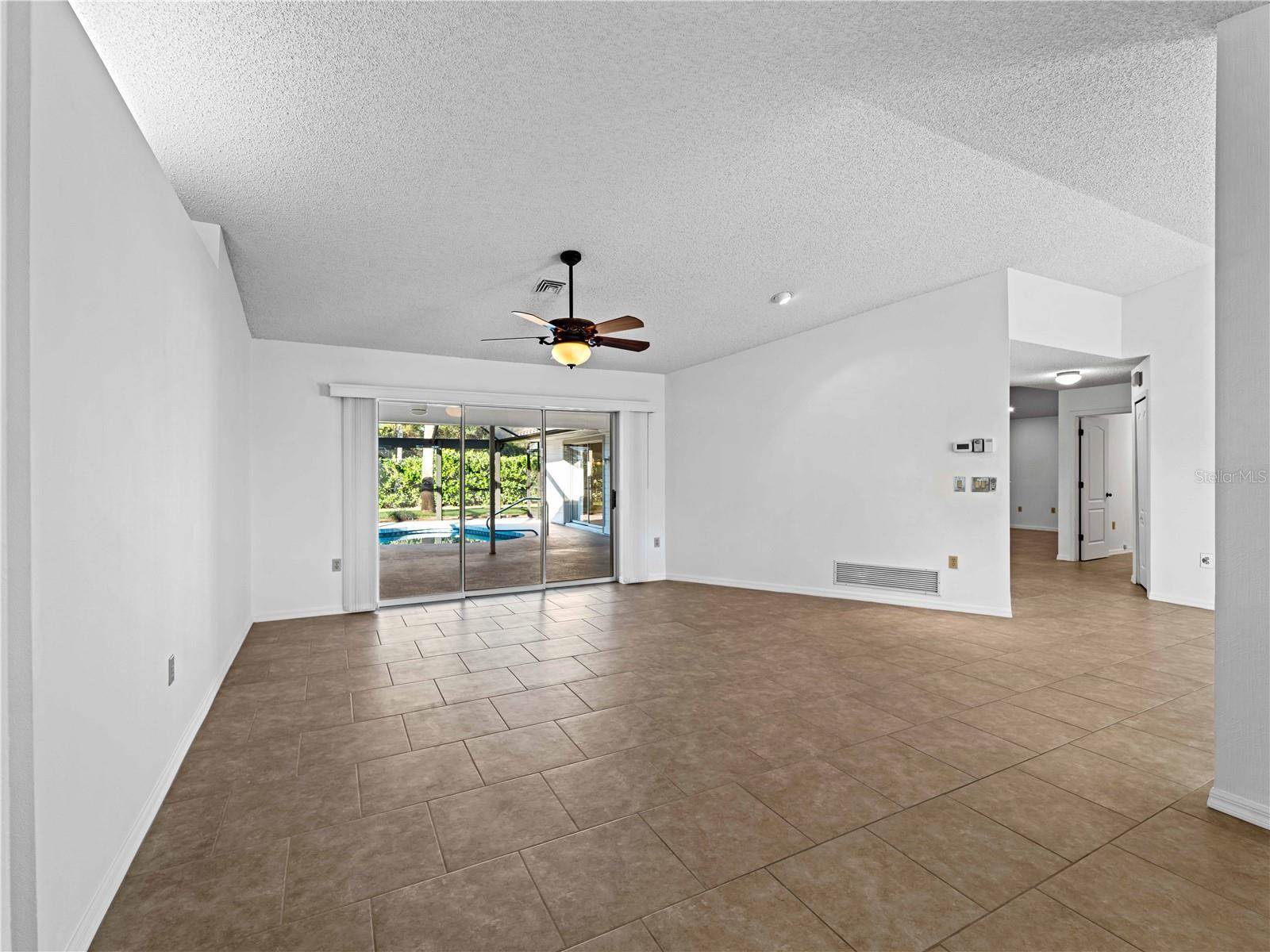 1678 Quail Lake Drive, Venice, FL 34293