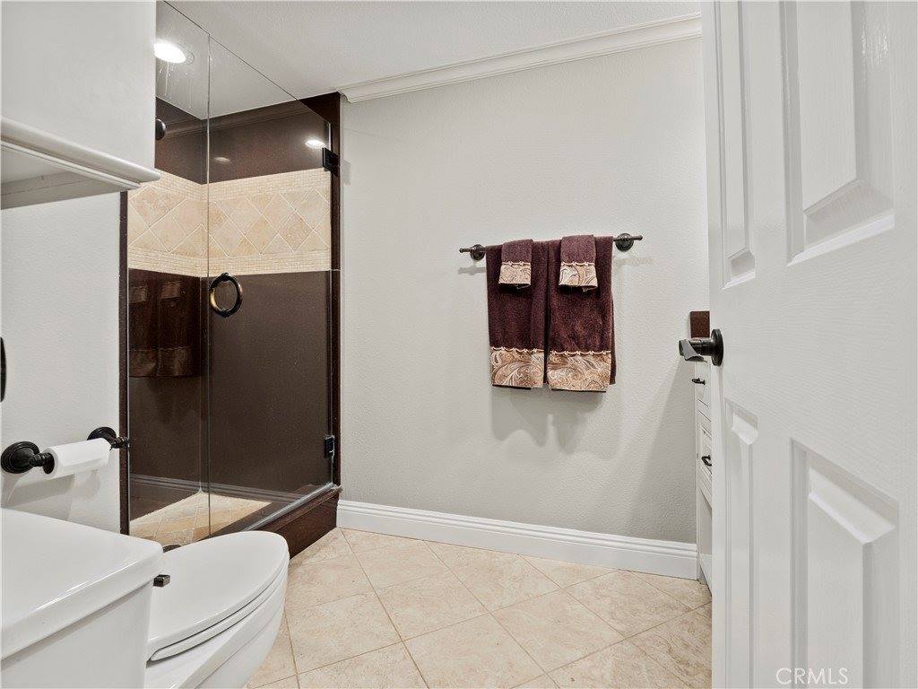 28327 Welfleet Lane, Saugus, CA 91350