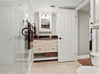 28327 Welfleet Lane, Saugus, CA 91350