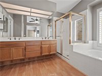 28327 Welfleet Lane, Saugus, CA 91350