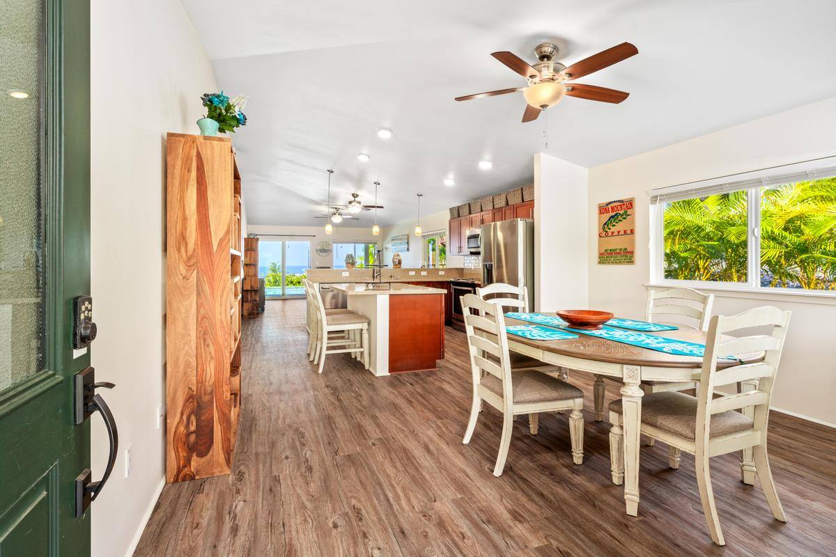 73-3711 Kaimalolo Pl, Kailua Kona, HI 96740