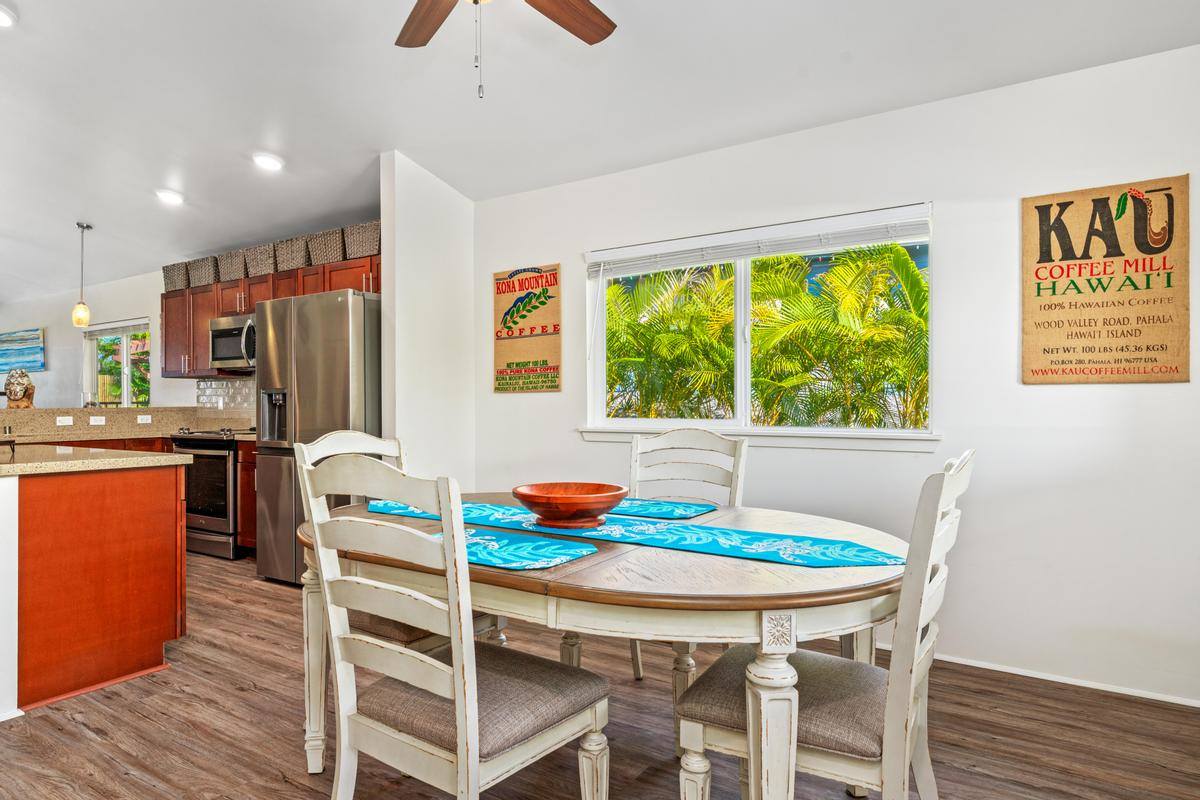 73-3711 Kaimalolo Pl, Kailua Kona, HI 96740