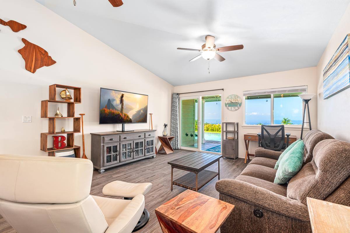 73-3711 Kaimalolo Pl, Kailua Kona, HI 96740