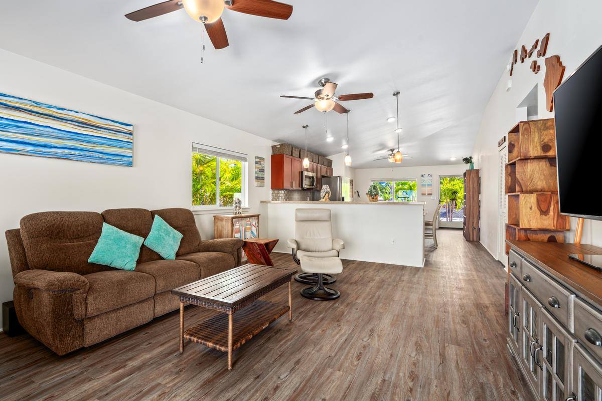 73-3711 Kaimalolo Pl, Kailua Kona, HI 96740