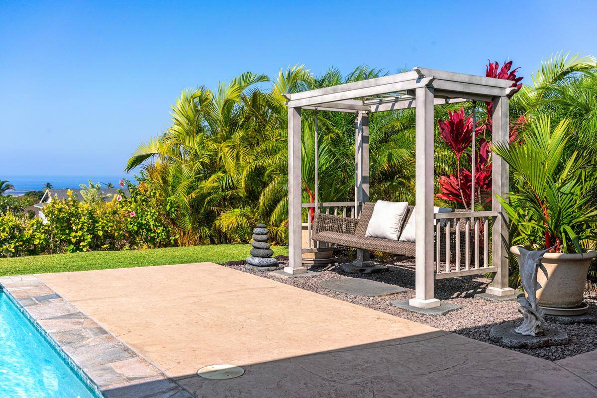 73-3711 Kaimalolo Pl, Kailua Kona, HI 96740