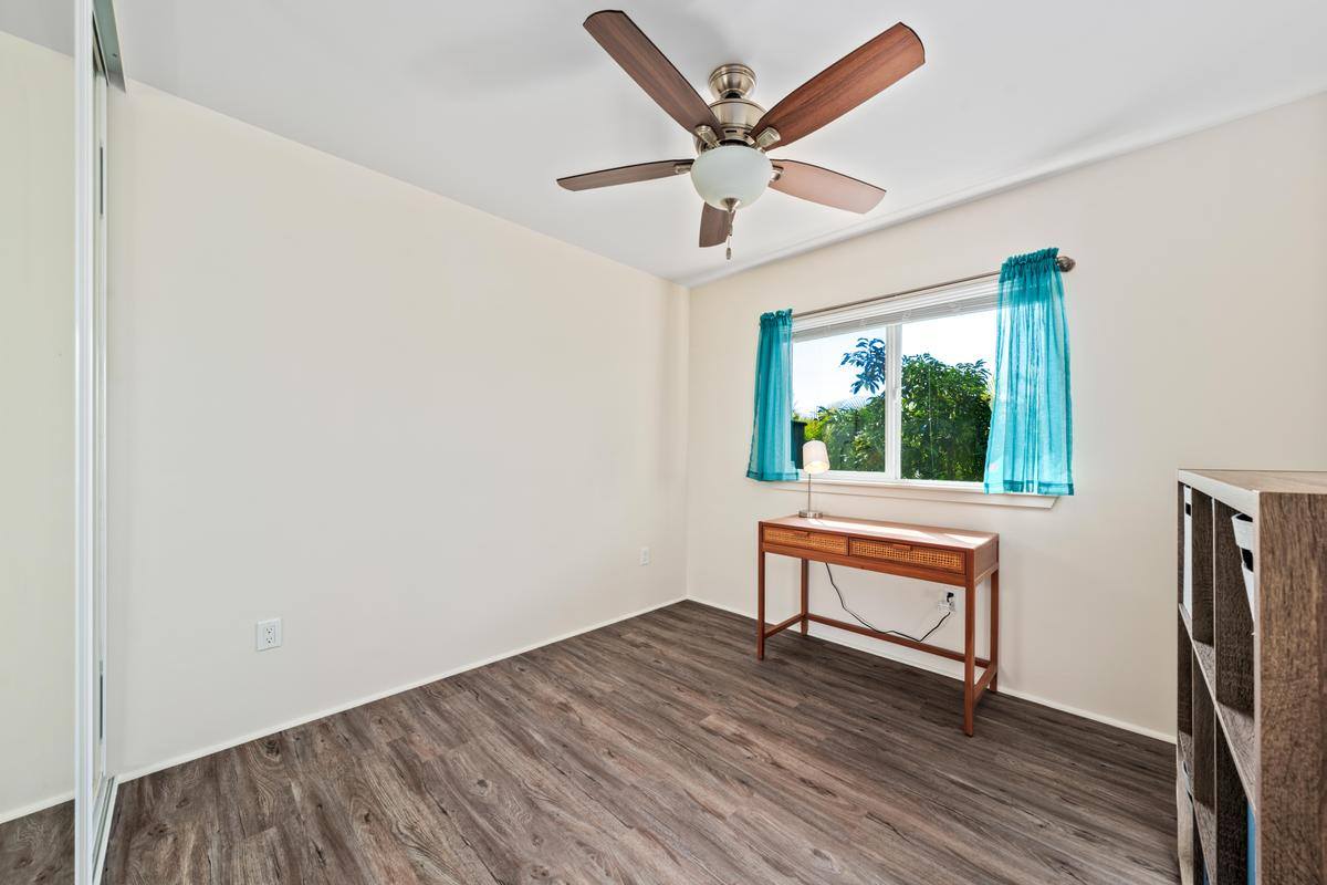 73-3711 Kaimalolo Pl, Kailua Kona, HI 96740