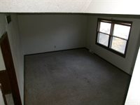 832 Dondee Drive, Manhattan, KS 66502