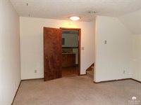 832 Dondee Drive, Manhattan, KS 66502