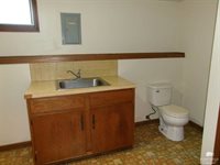 832 Dondee Drive, Manhattan, KS 66502