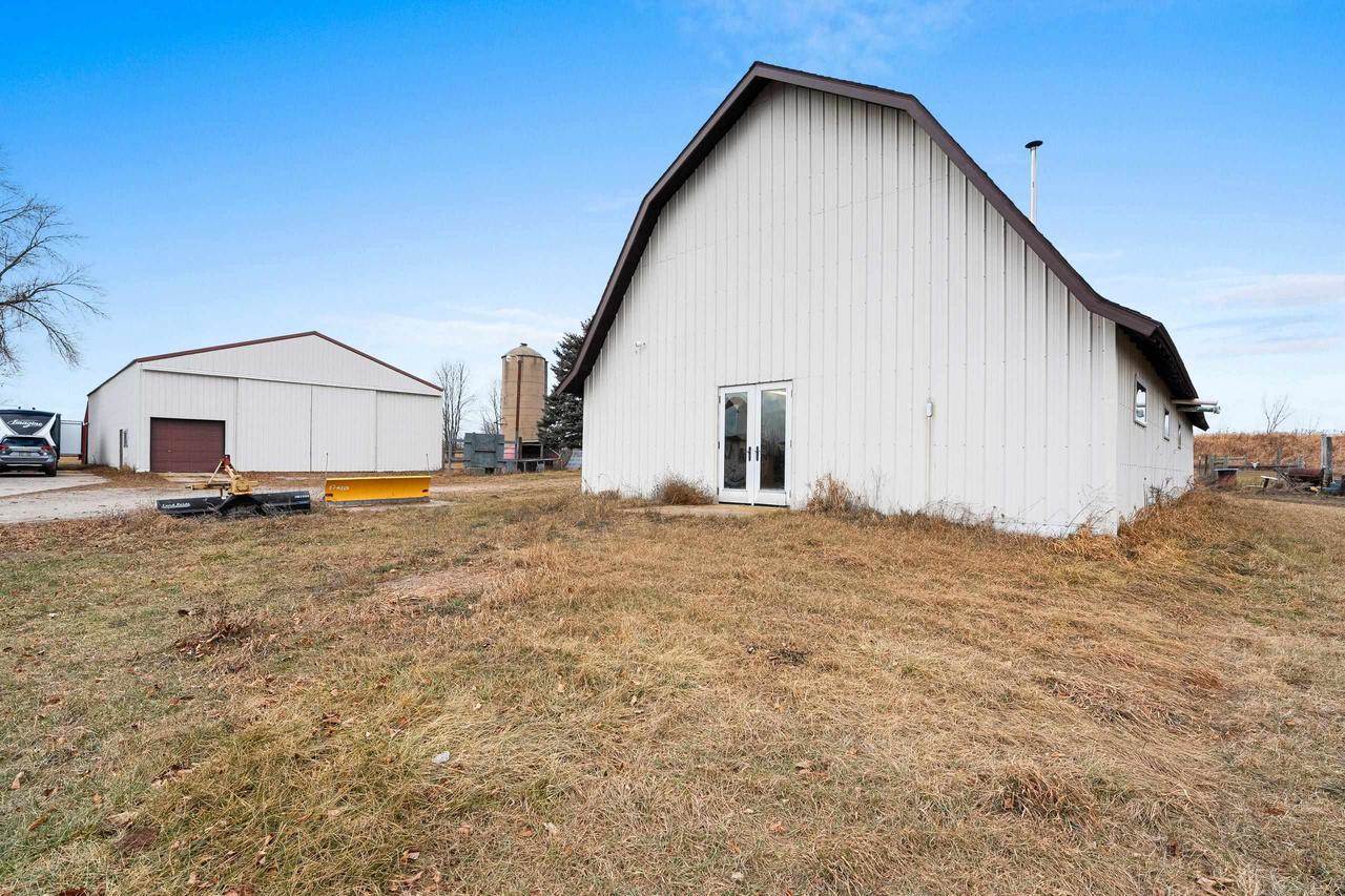 8672 Gohr Road, Krakow, WI 54137