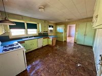 1541 Evonne Dr, Lake Charles, LA 70611