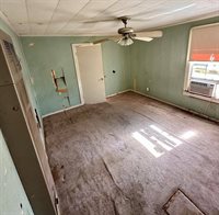 1541 Evonne Dr, Lake Charles, LA 70611