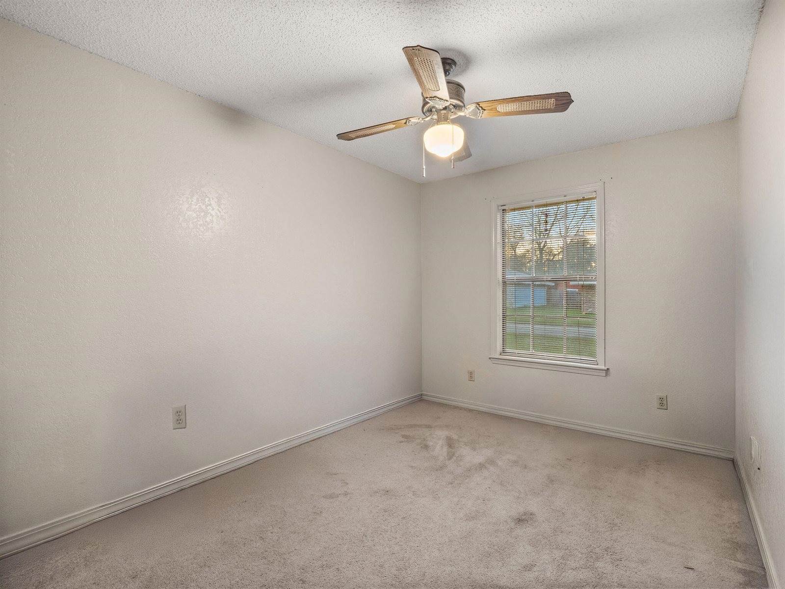 1621 Byron Dr, Rosepine, LA 70659