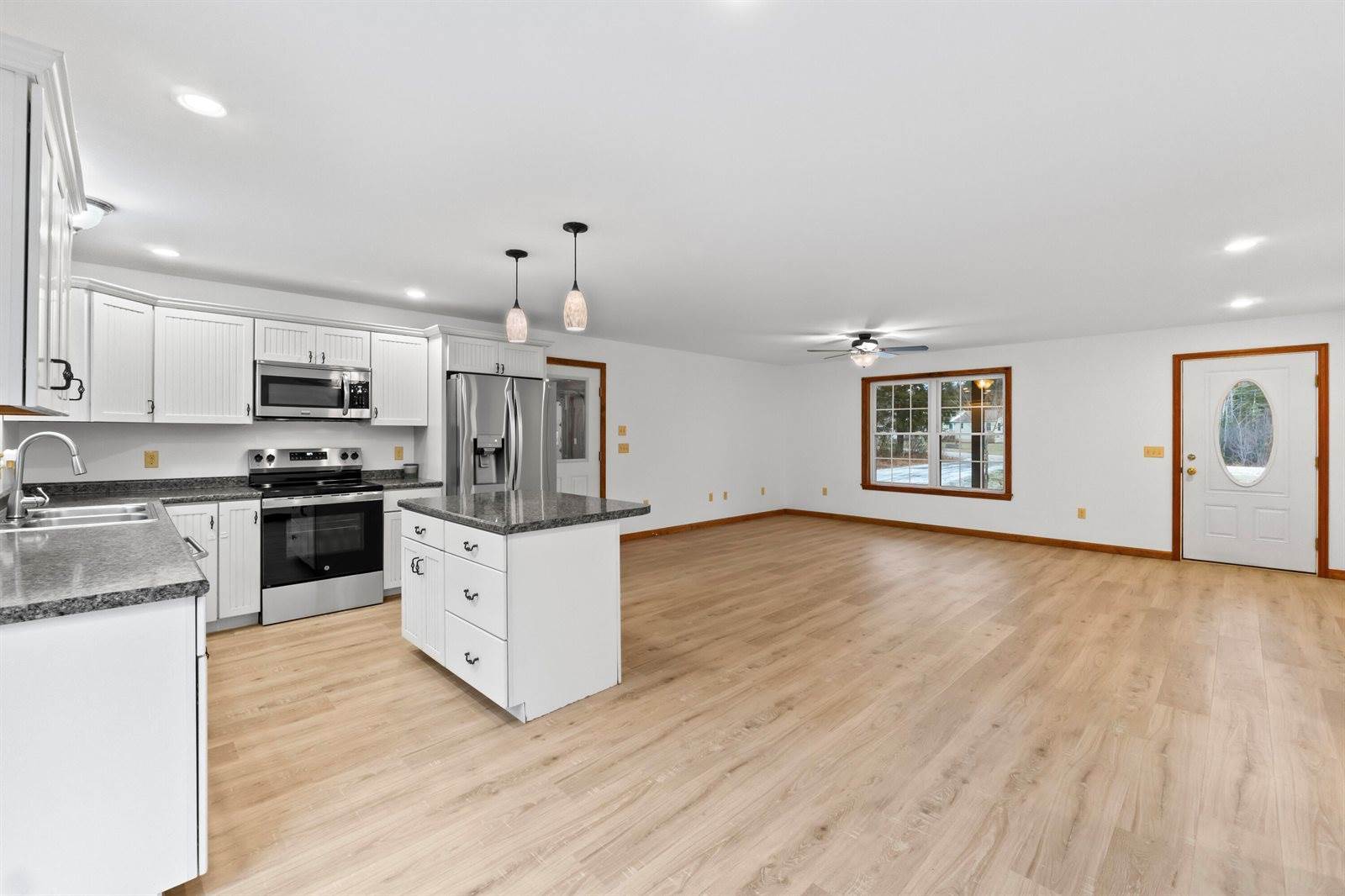 127 Terri Lane, West Gardiner, ME 04345