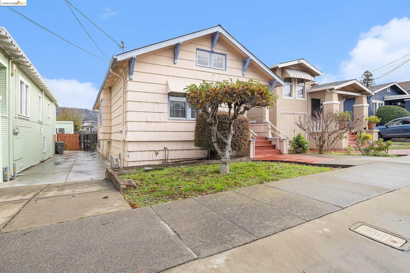 3708 Lyon Ave, Oakland, CA 94601