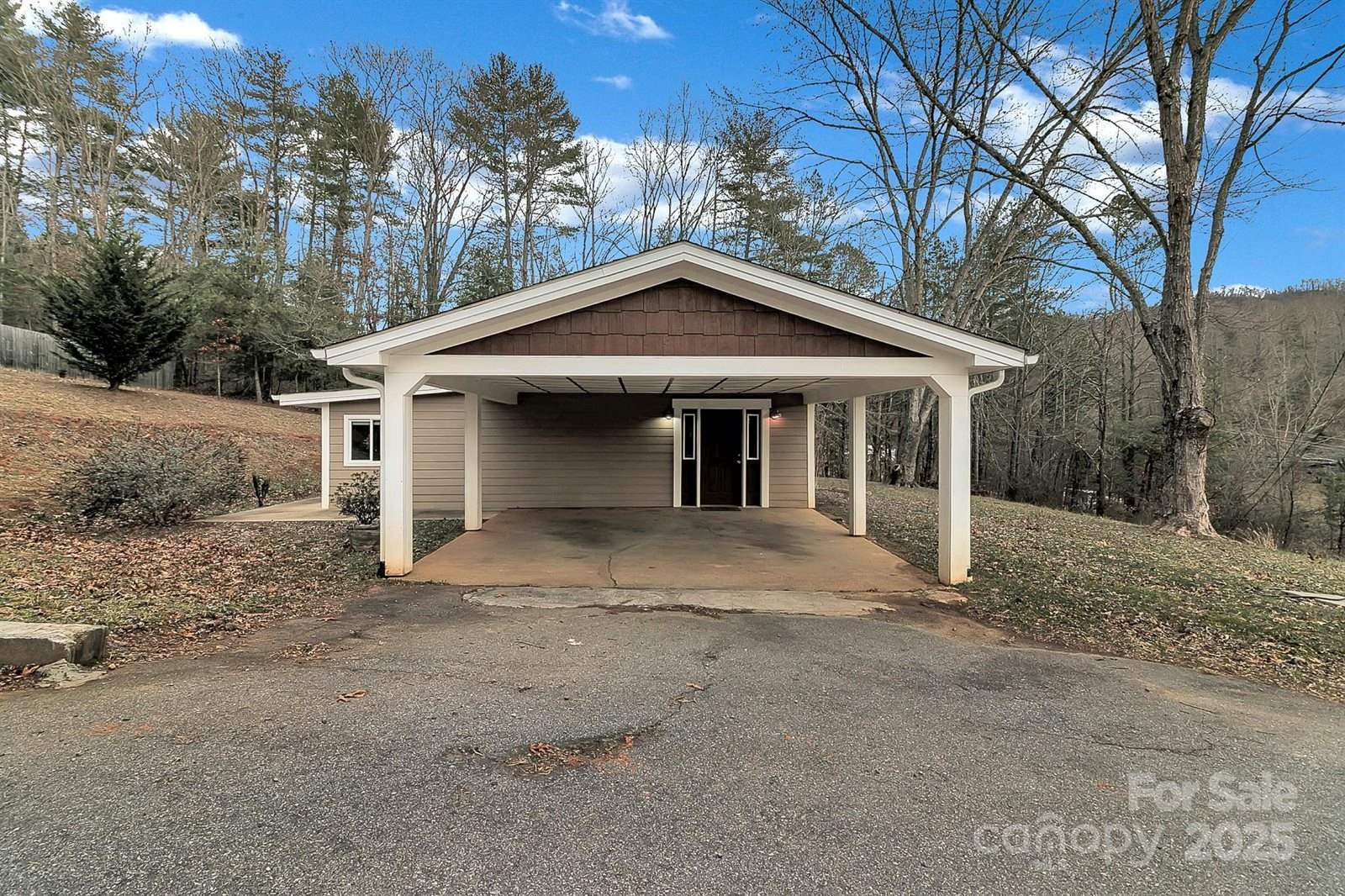 107 Bella Ridge Drive, Weaverville, NC 28787