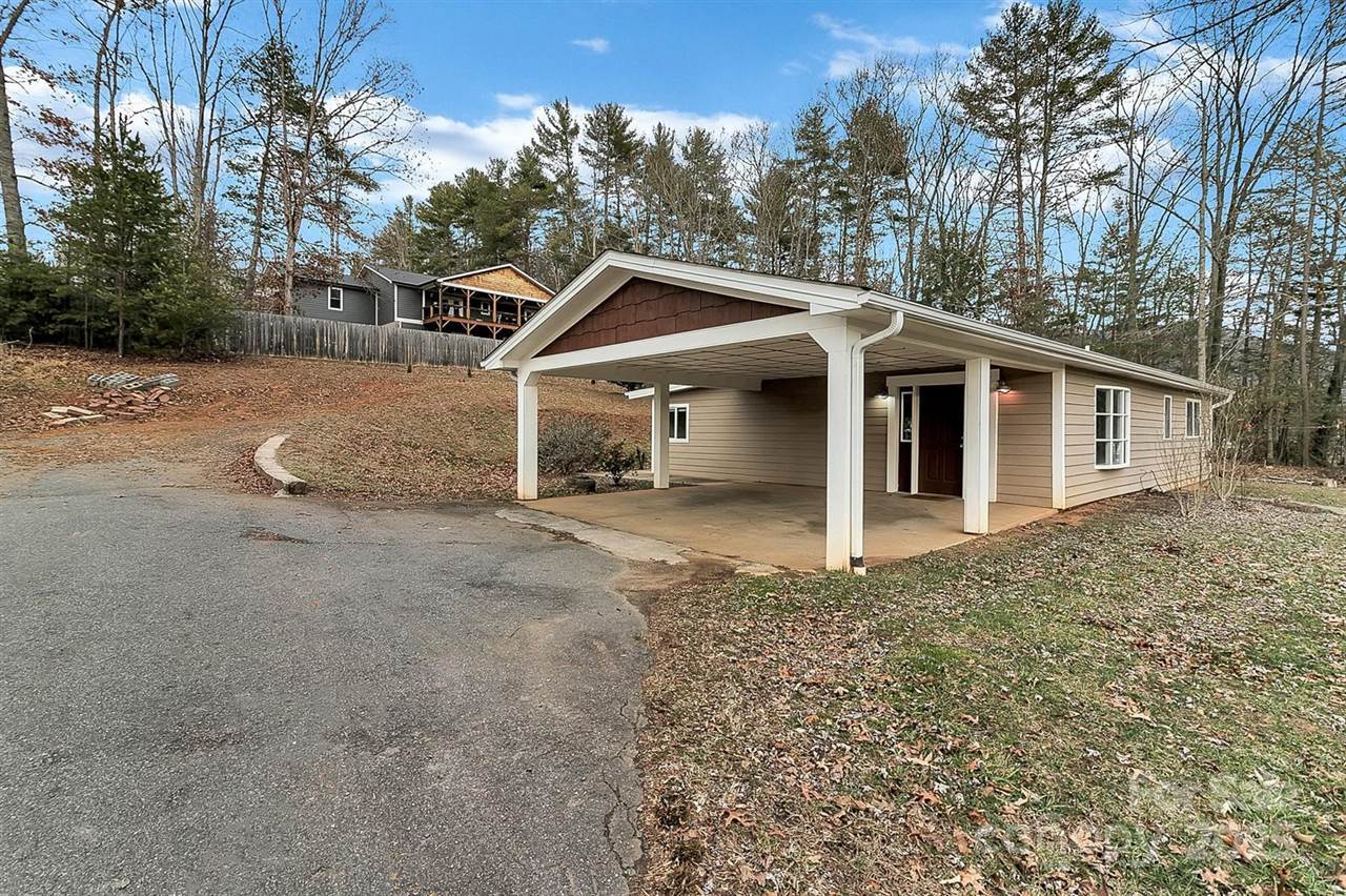 107 Bella Ridge Drive, Weaverville, NC 28787