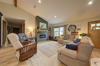 402 Fannin St,, Maud, TX 75567