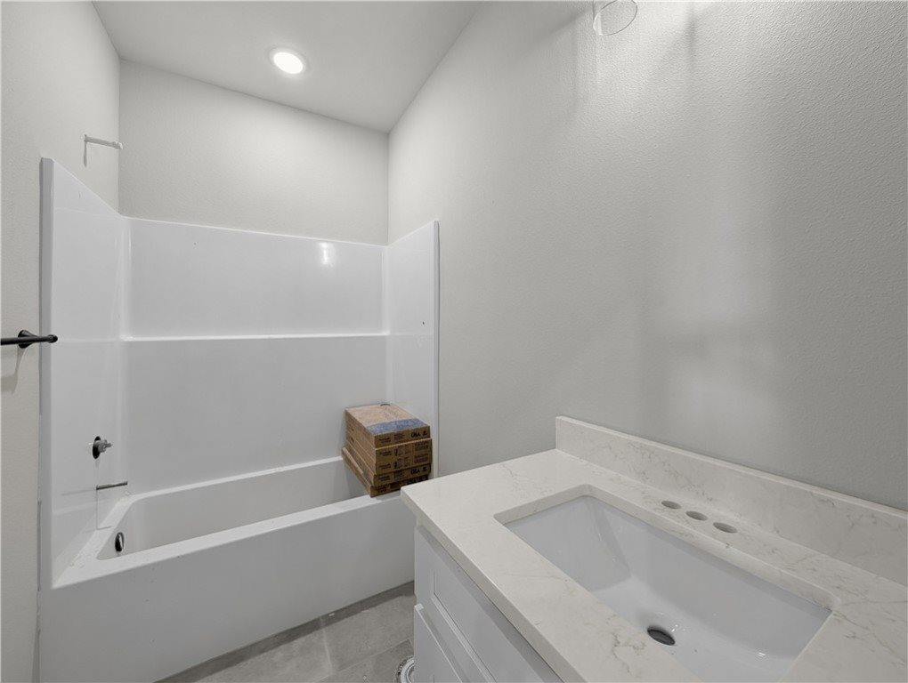 7775 Range Avenue, Springdale, AR 72762