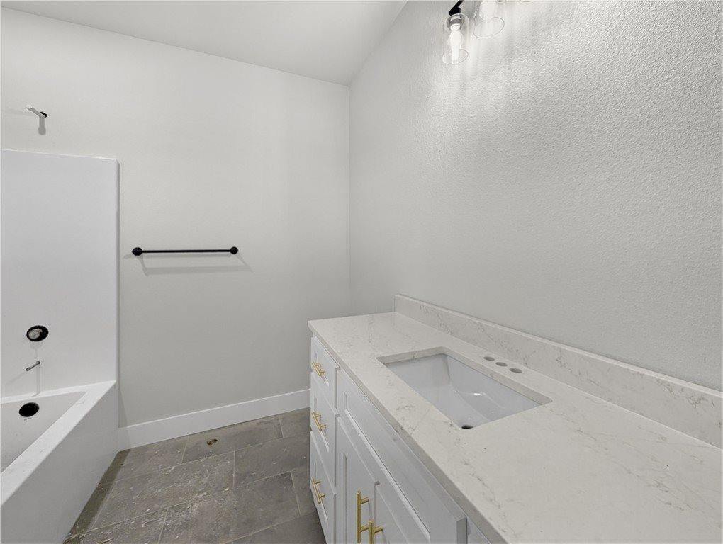 7775 Range Avenue, Springdale, AR 72762