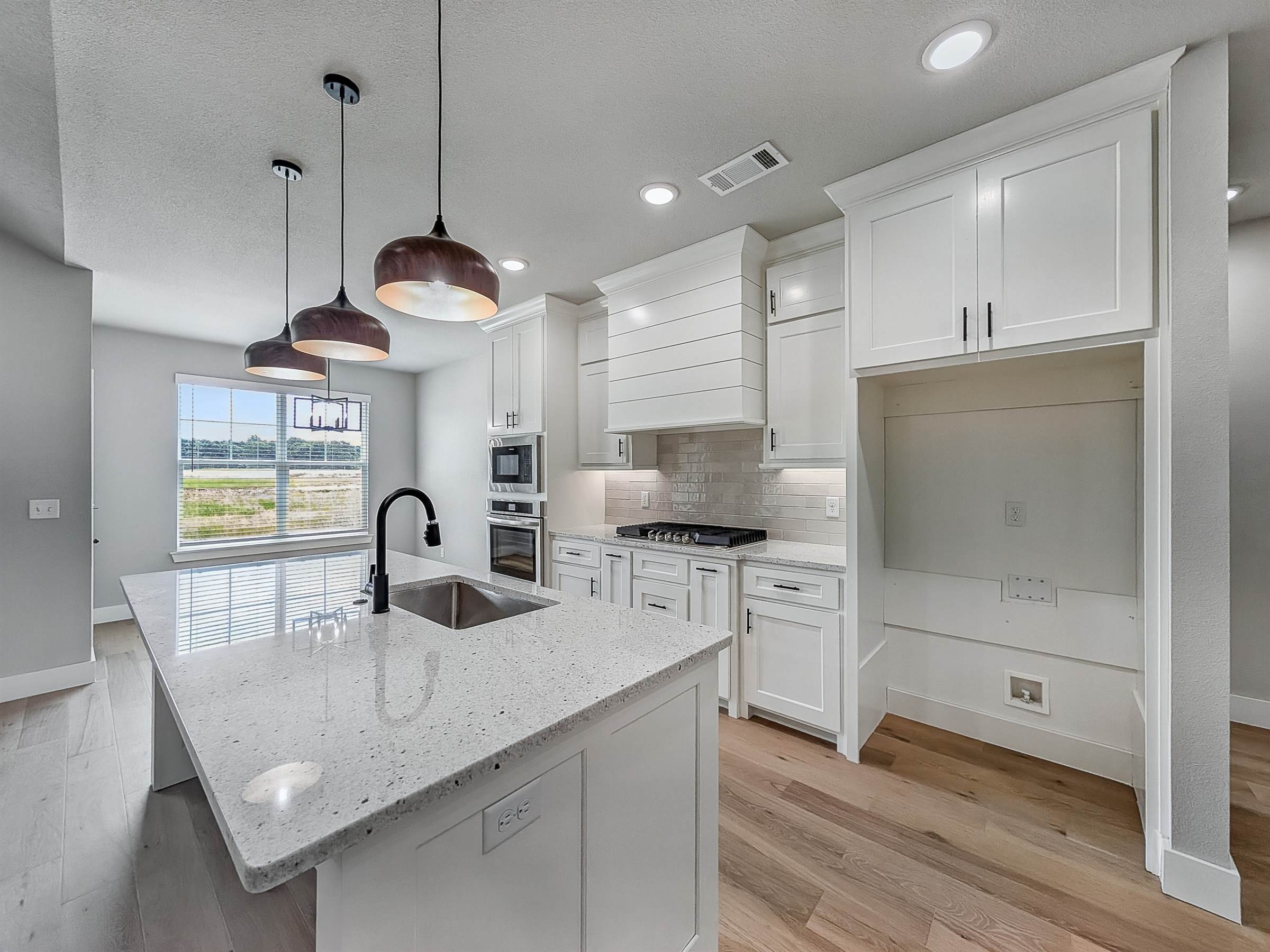 4843 Farmhouse Street, Springdale, AR 72762