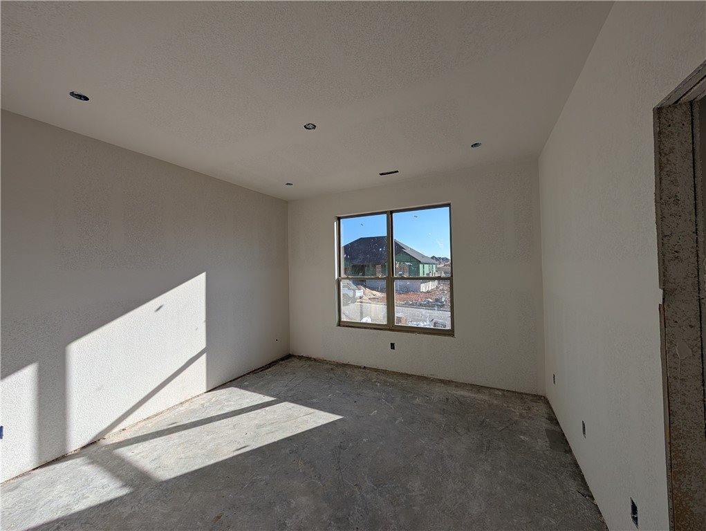 7962 Teton Trail Avenue, Springdale, AR 72762