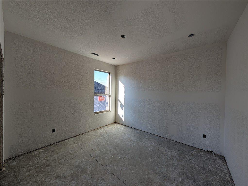 7962 Teton Trail Avenue, Springdale, AR 72762