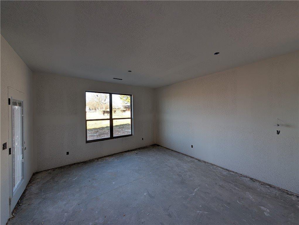 7962 Teton Trail Avenue, Springdale, AR 72762