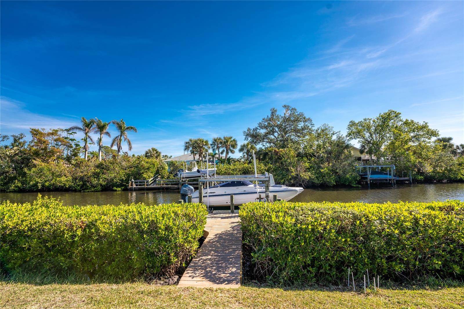 34 Captain Kidd Circle North, Nokomis, FL 34275