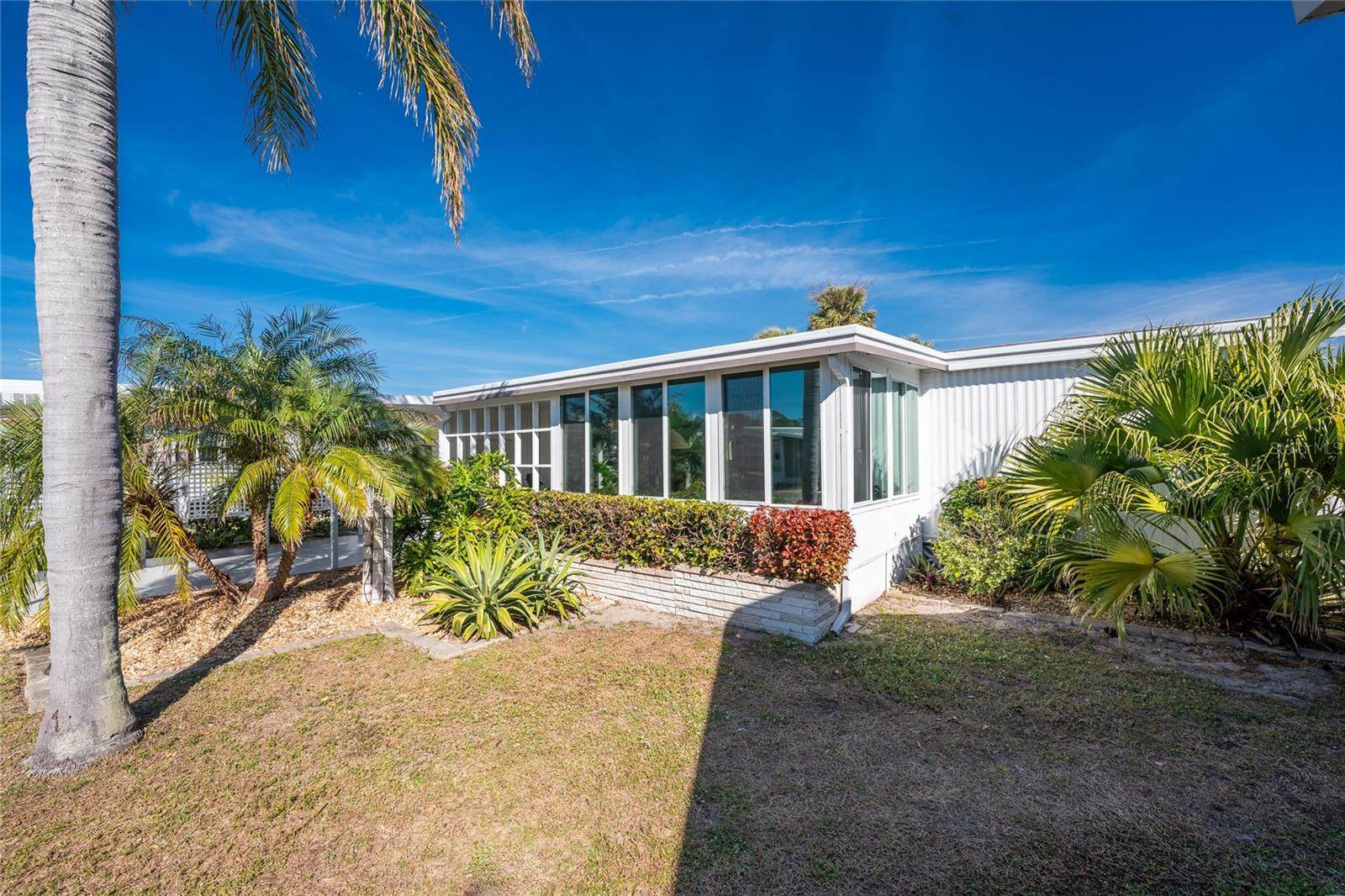 34 Captain Kidd Circle North, Nokomis, FL 34275