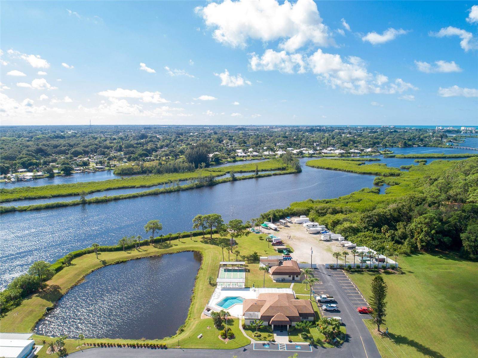 98 Captain Kidd Circle North, Nokomis, FL 34275