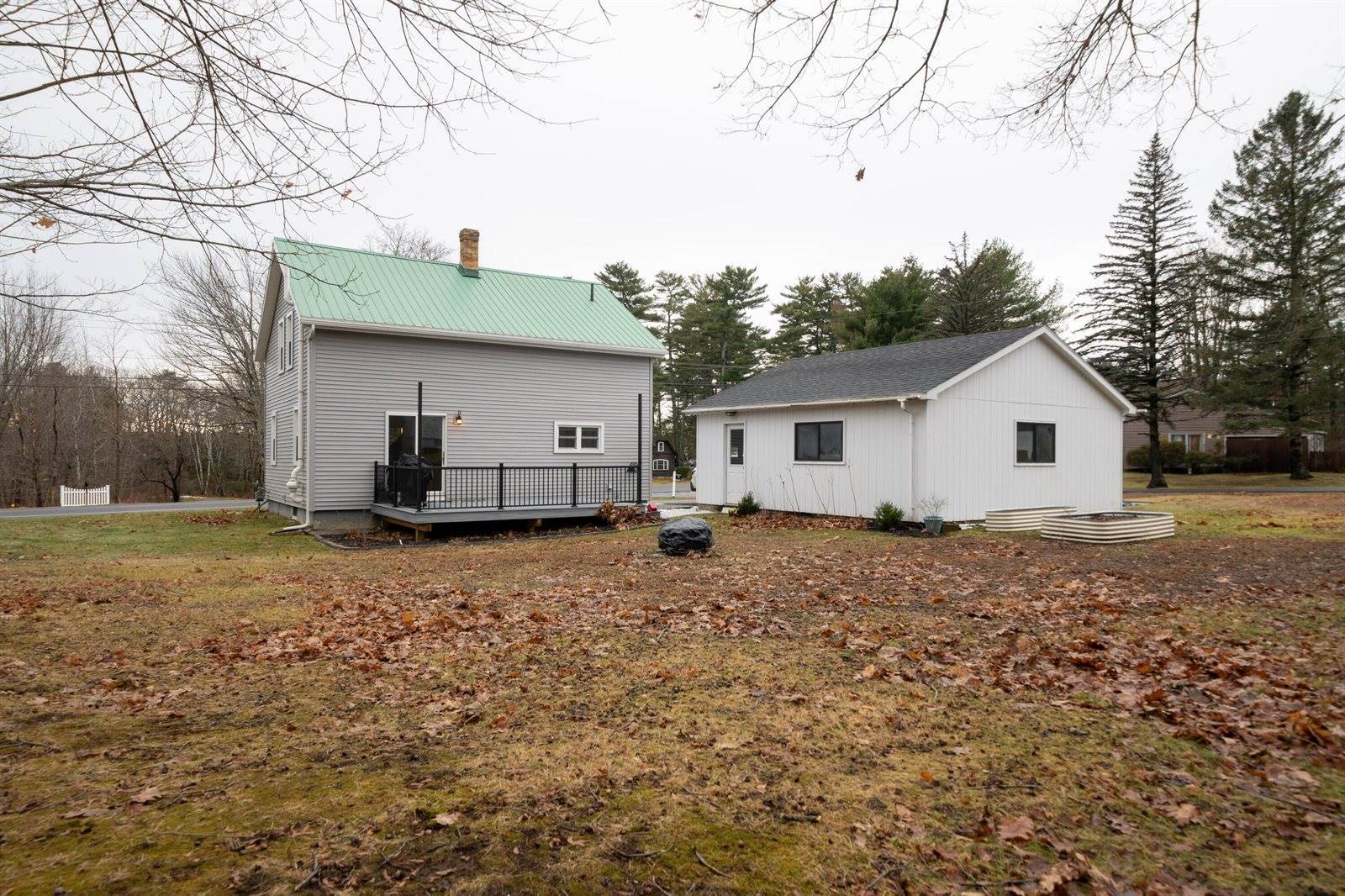 4 Mountainview Drive, Hampden, ME 04444