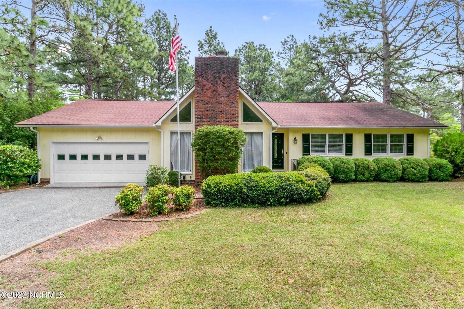 2 Bogie Drive, Whispering Pines, NC 28327