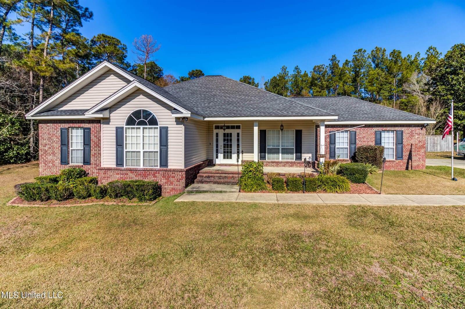 11913 Bluff Ridge Road, Vancleave, MS 39565