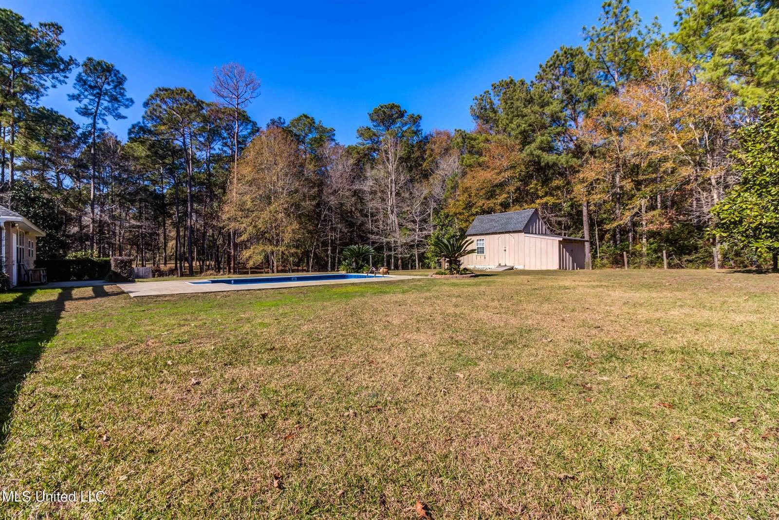 11913 Bluff Ridge Road, Vancleave, MS 39565