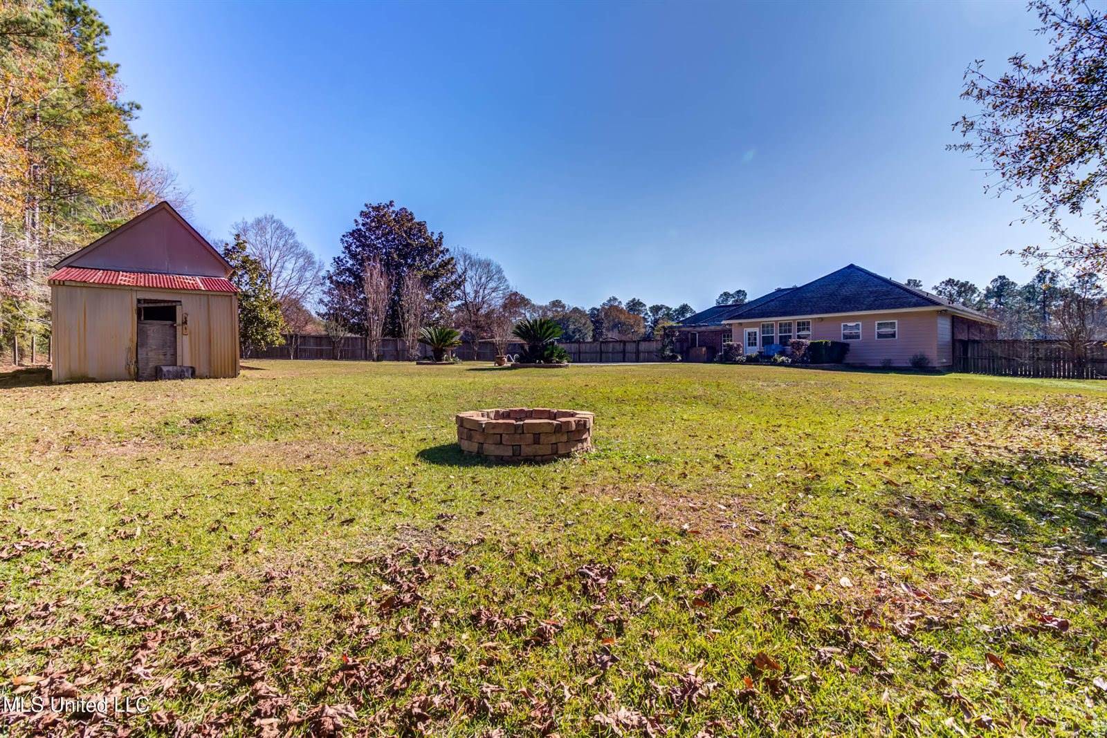 11913 Bluff Ridge Road, Vancleave, MS 39565