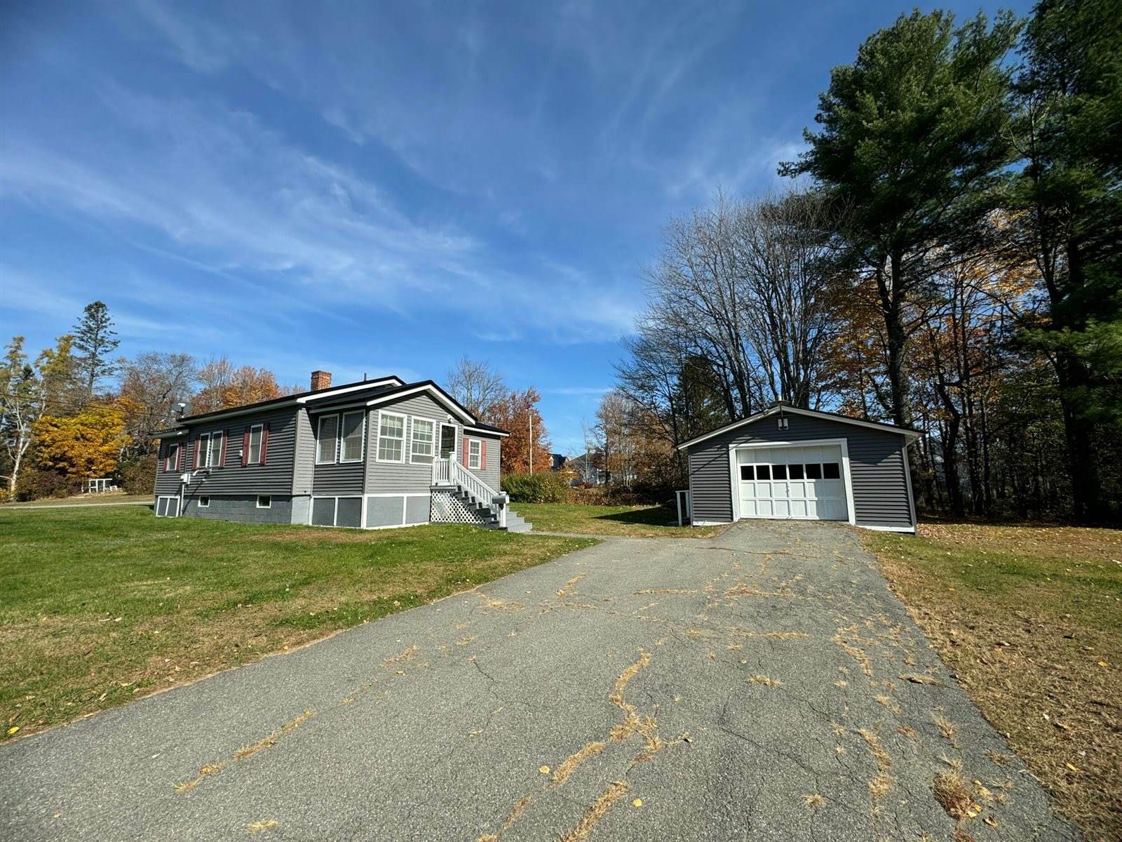 28 Stoddard Street, Milo, ME 04463