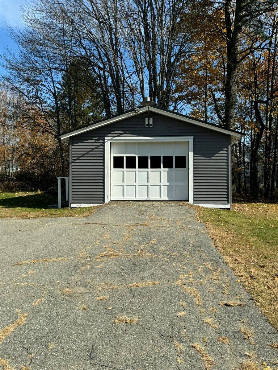 28 Stoddard Street, Milo, ME 04463