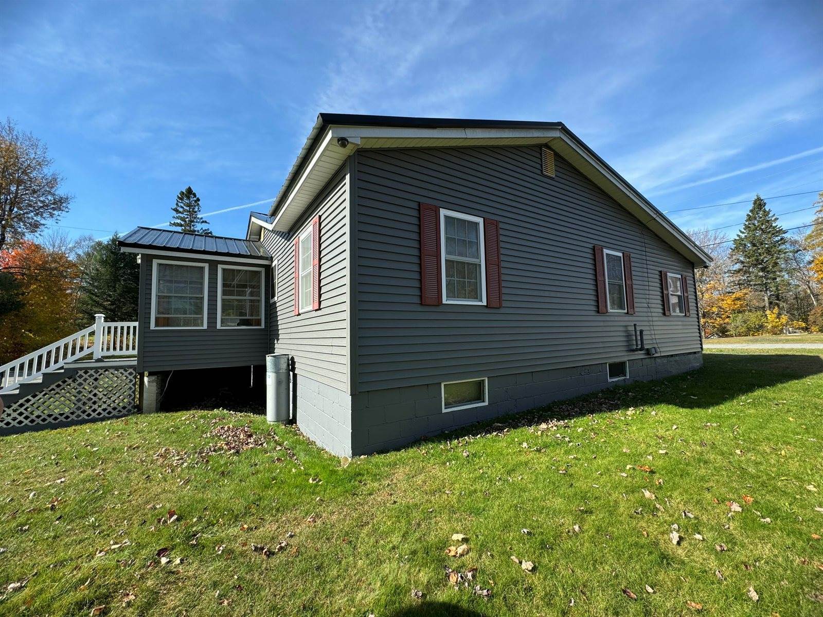 28 Stoddard Street, Milo, ME 04463