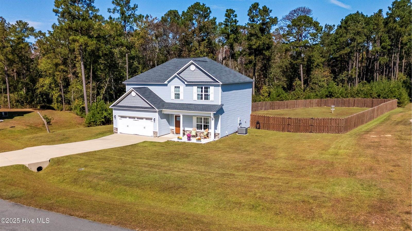 452 West Huckleberry Way, Rocky Point, NC 28457