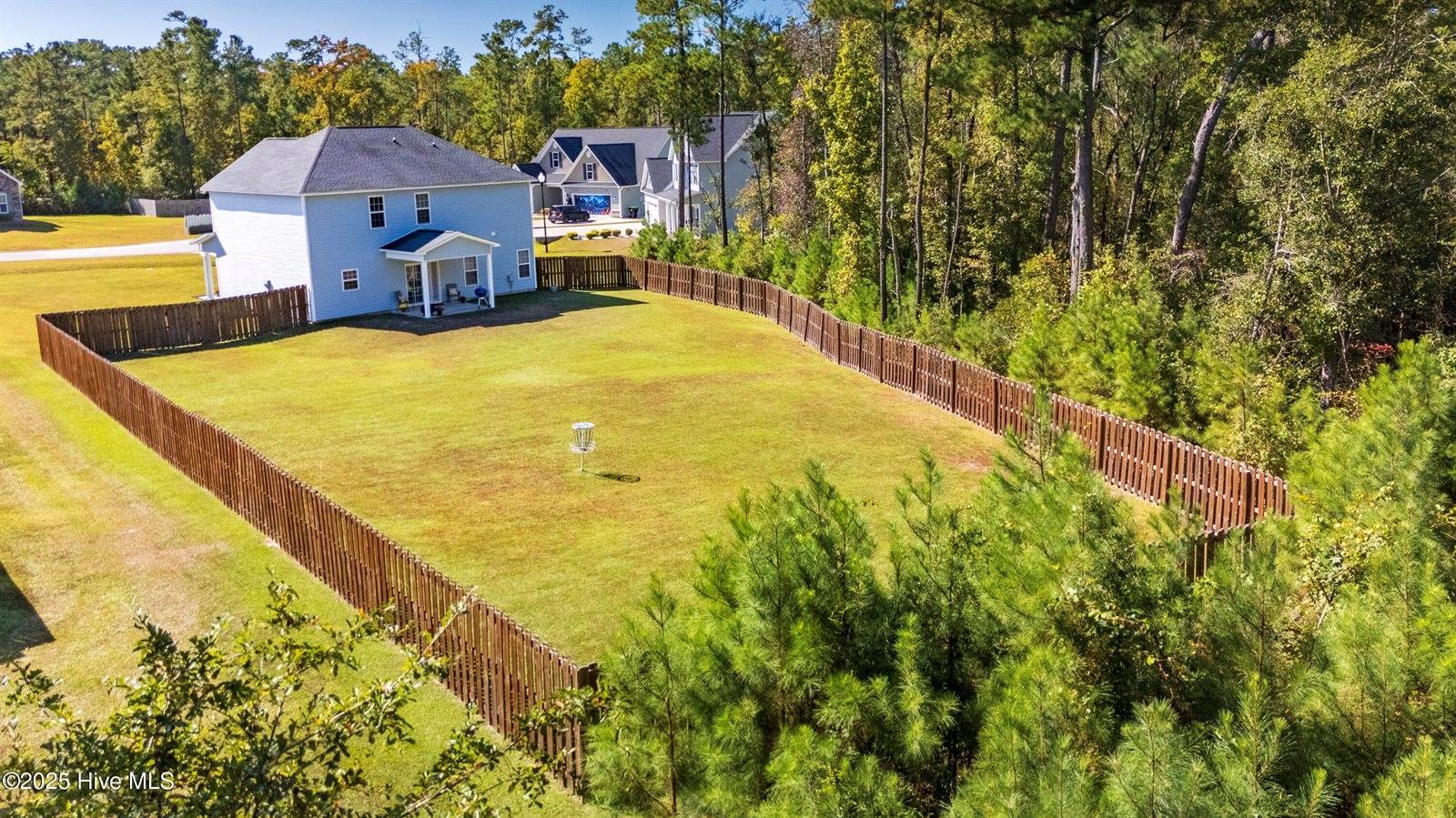 452 West Huckleberry Way, Rocky Point, NC 28457