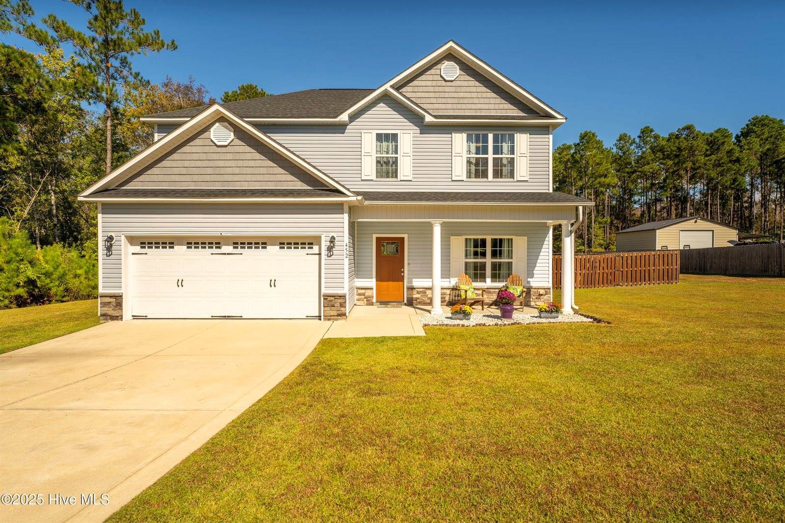 452 West Huckleberry Way, Rocky Point, NC 28457