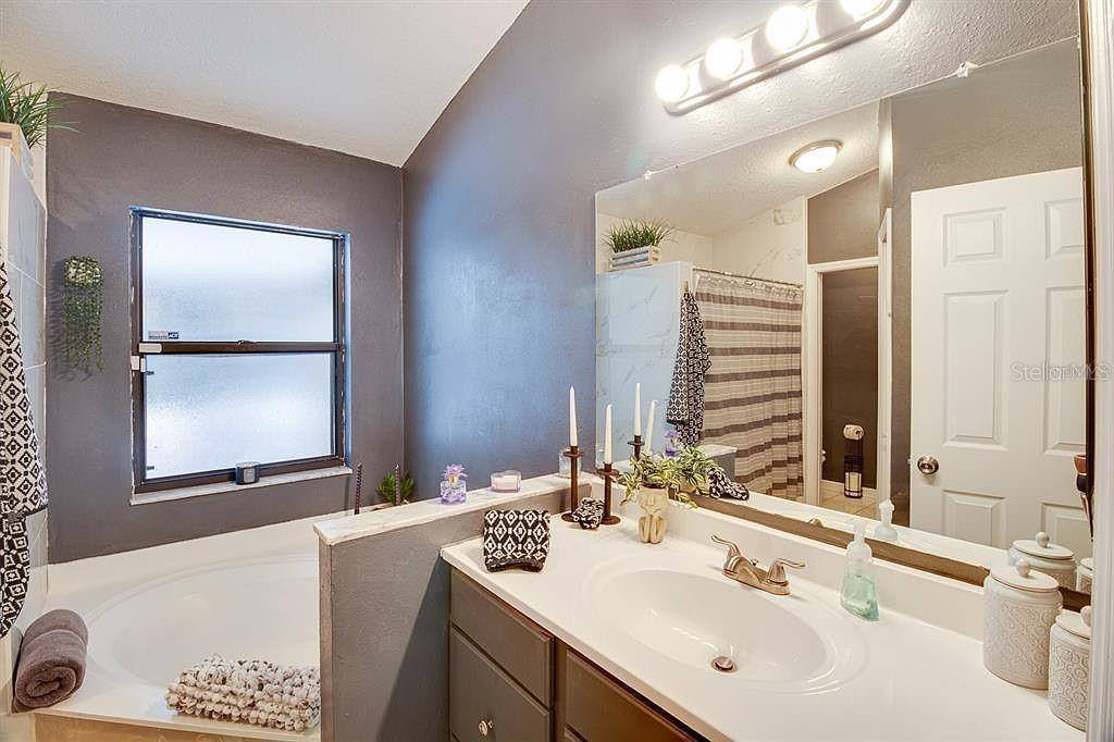 5401 Lighthouse Road, Orlando, FL 32808