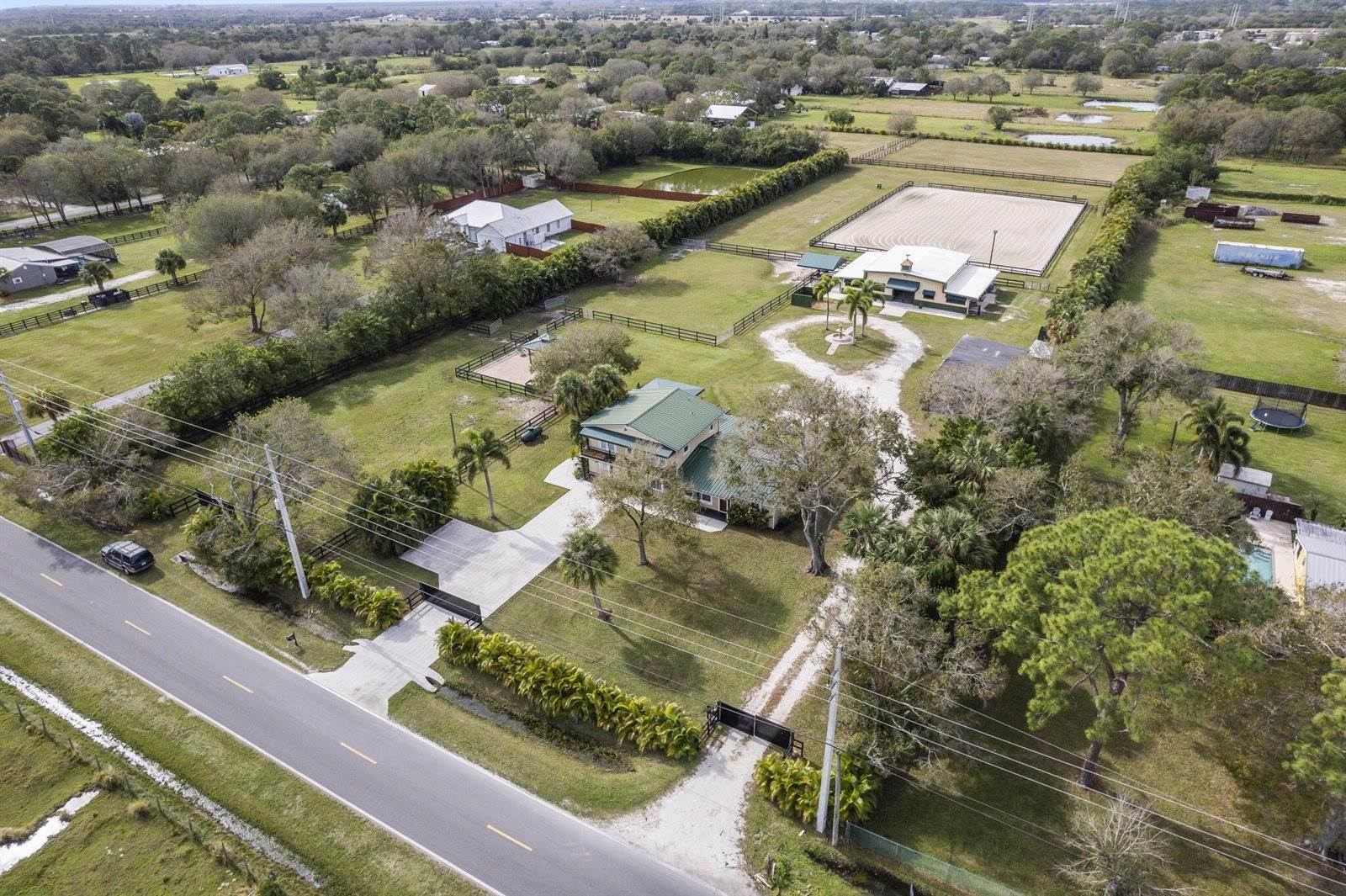 401 Campbell Road, Fort Pierce, FL 34945