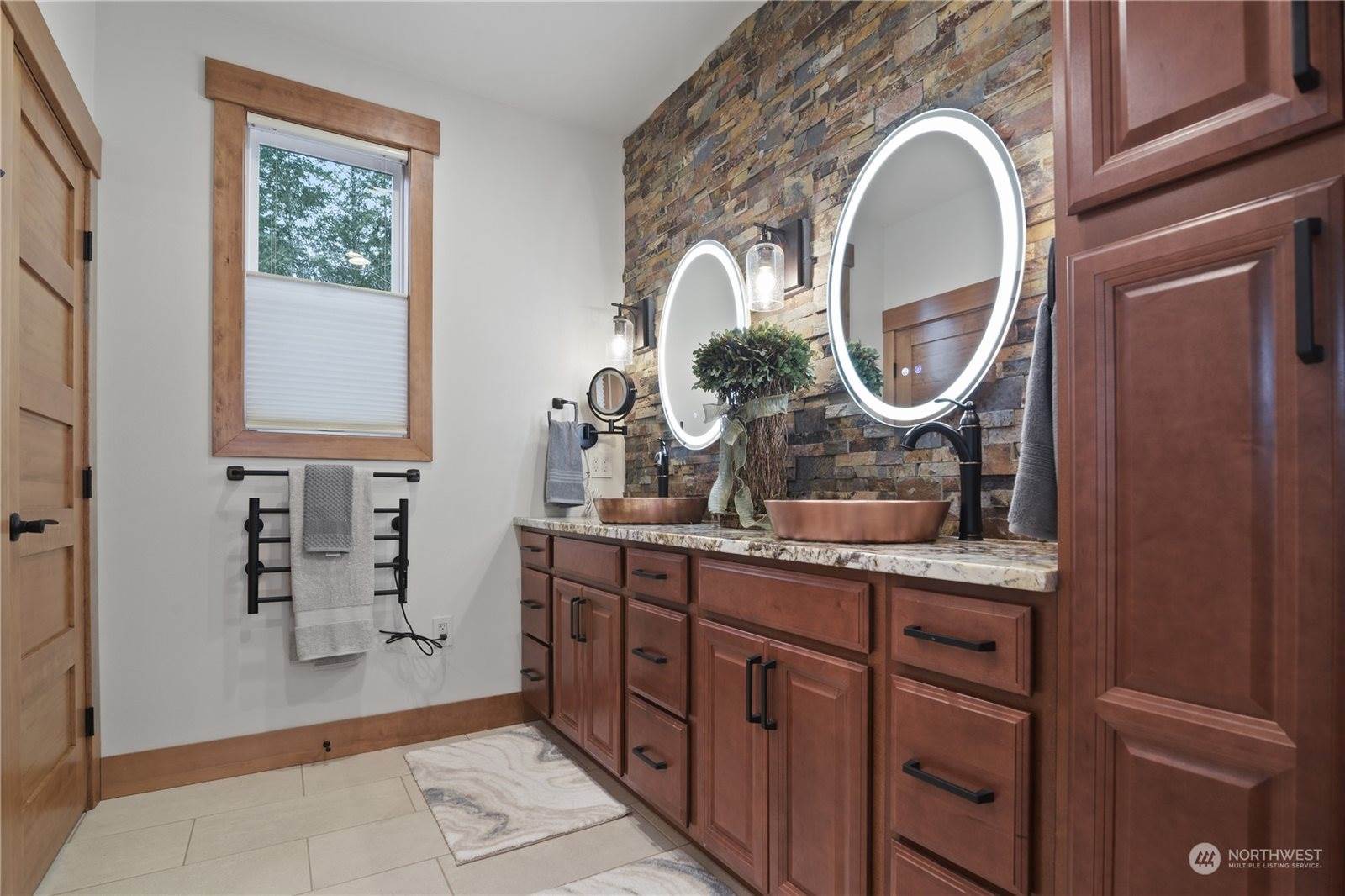 7848 Hargis Street NW, Olympia, WA 98502