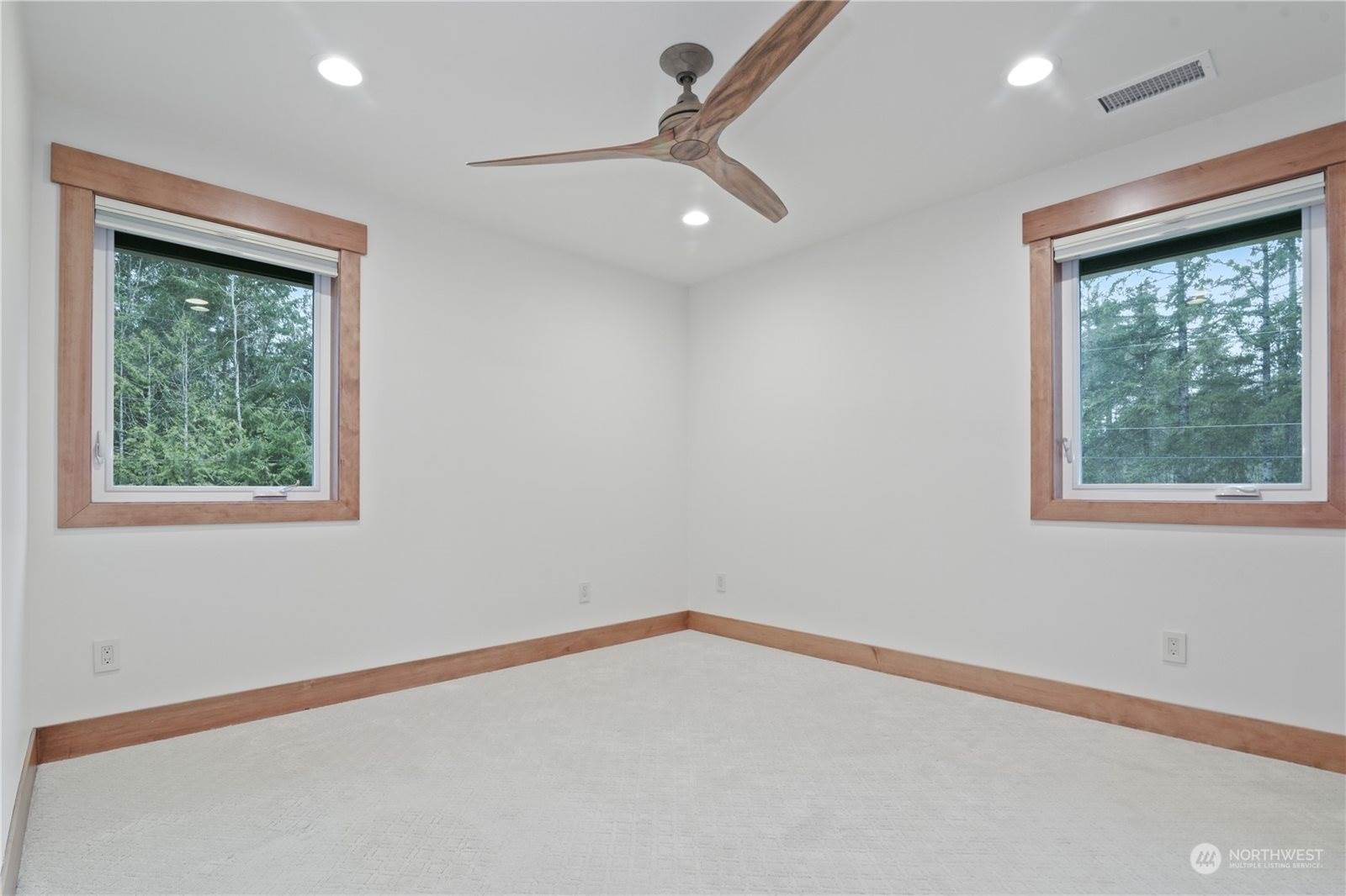 7848 Hargis Street NW, Olympia, WA 98502