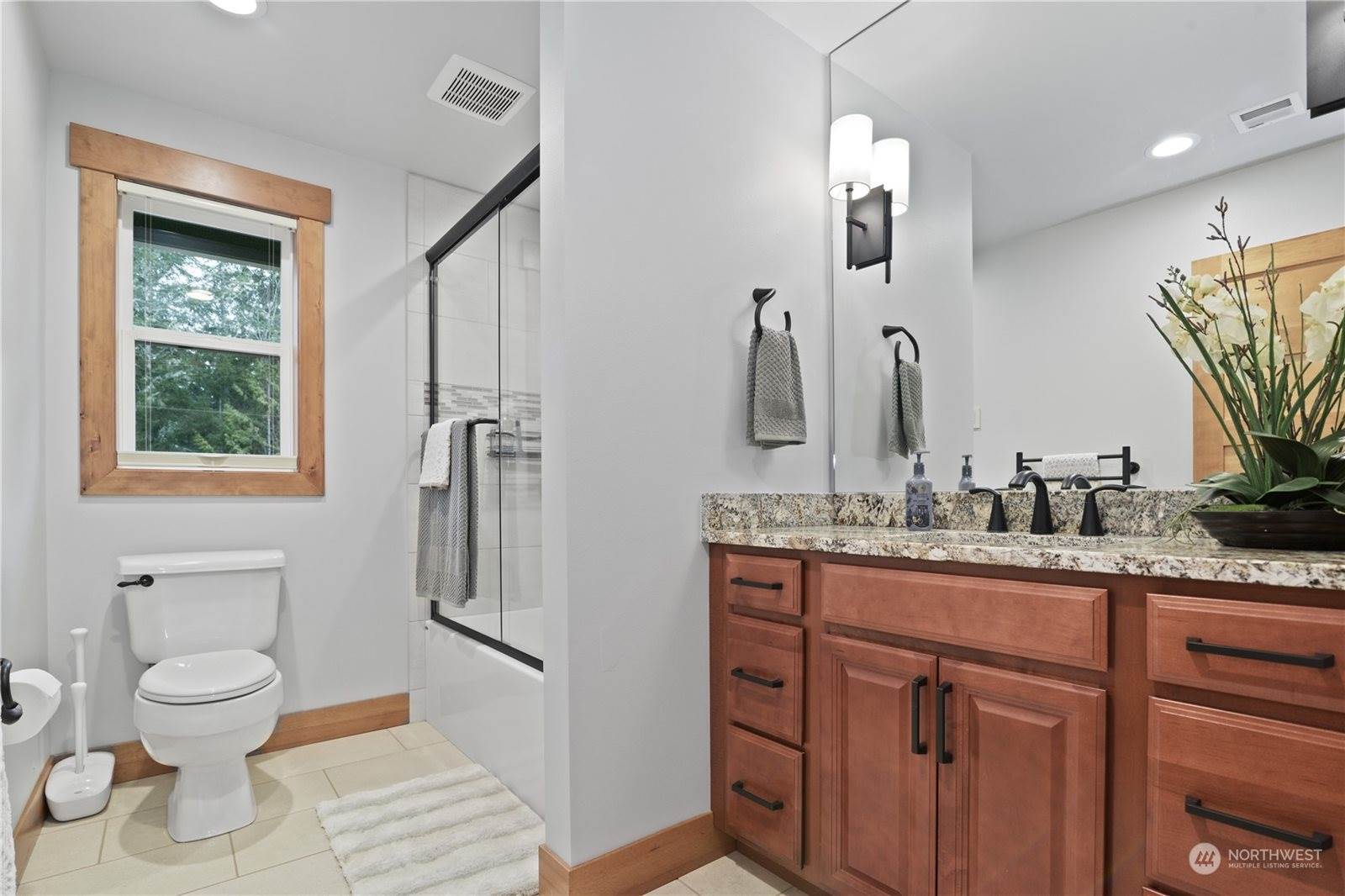 7848 Hargis Street NW, Olympia, WA 98502