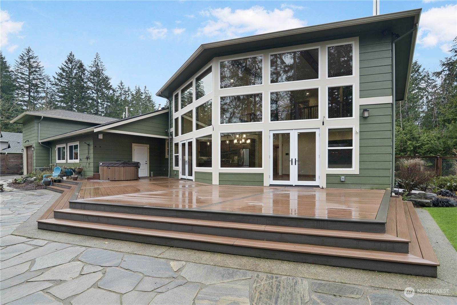7848 Hargis Street NW, Olympia, WA 98502