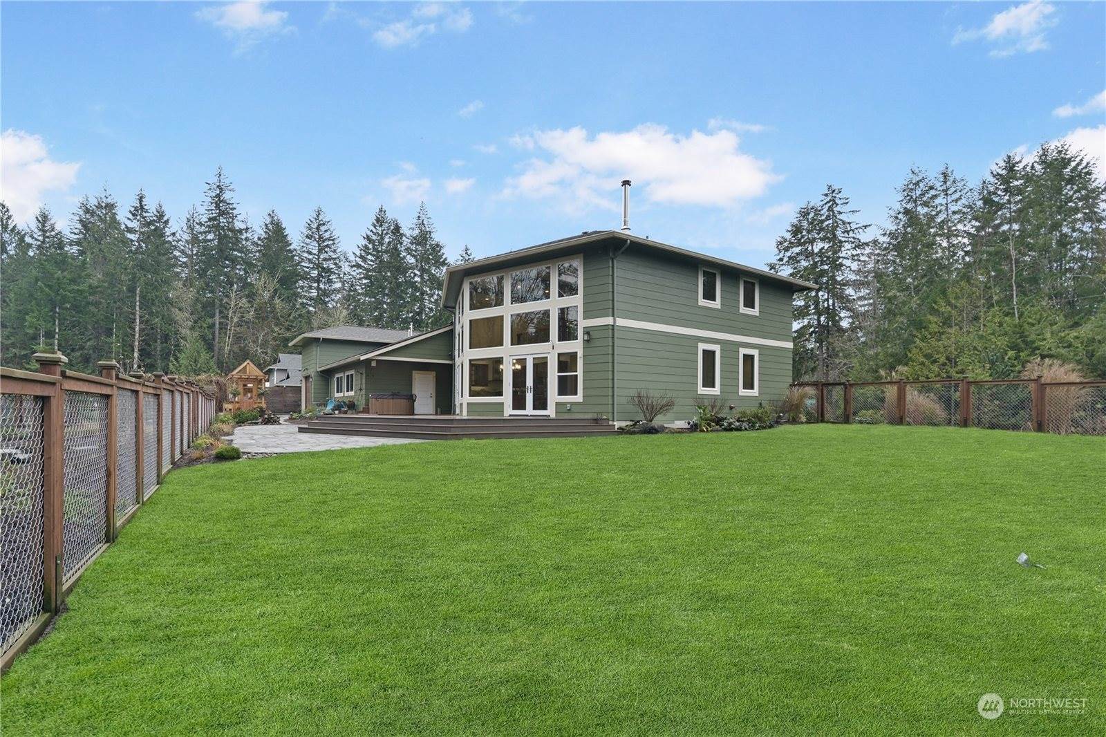 7848 Hargis Street NW, Olympia, WA 98502